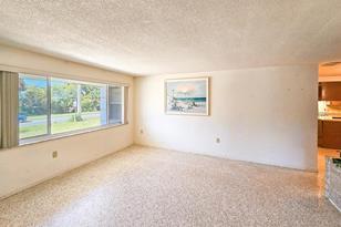 2607 Saxon Dr - Photo 8