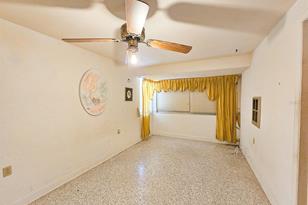 2607 Saxon Dr - Photo 16