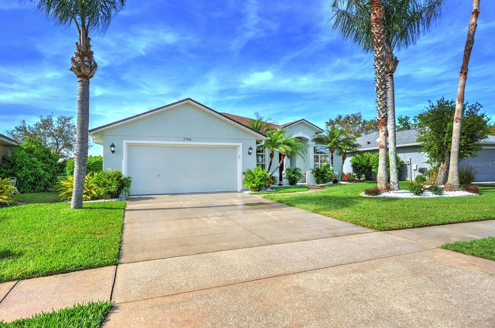 1754 Tributory Ln, Daytona Beach, FL 32128-4049