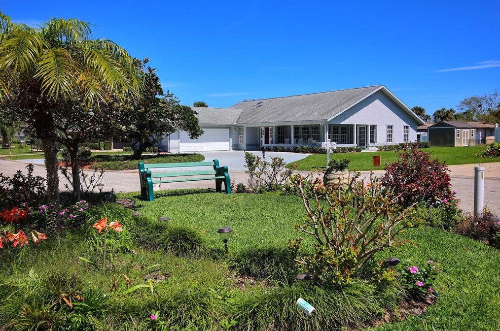 132 Sea St, New Smyrna, FL 32168