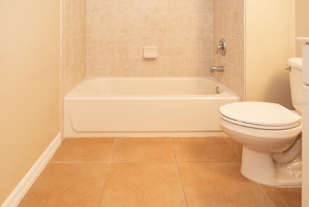 3577 Casalta Cir, New Smyrna FL  32168-4519 exterior