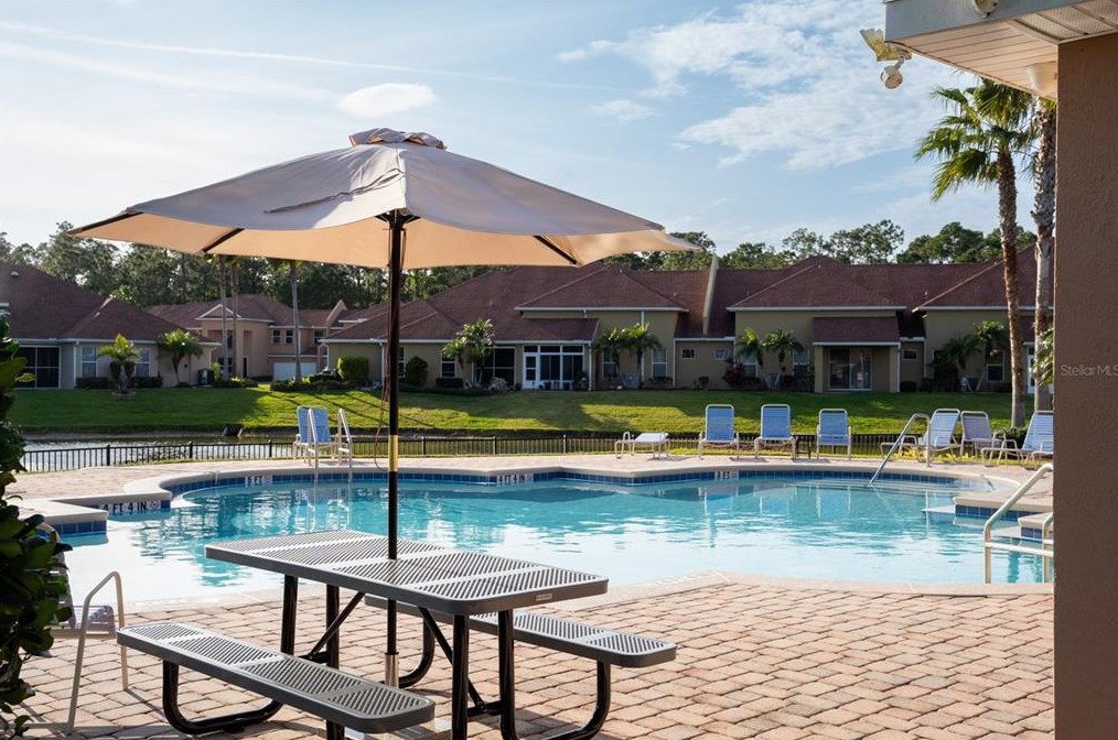 3577 Casalta Cir, New Smyrna FL  32168-4519 exterior