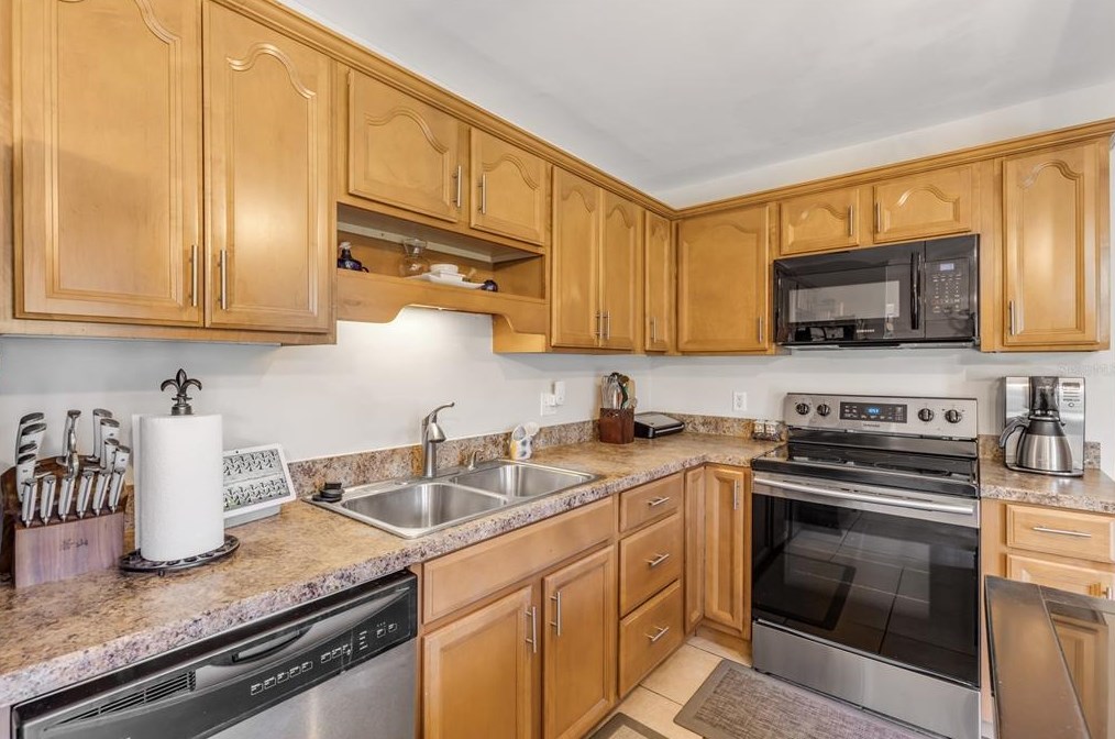 804 Van Ness Cir, Longwood FL  32750-2929 exterior