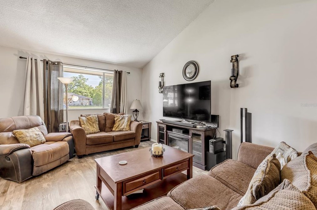 804 Van Ness Cir, Longwood FL  32750-2929 exterior