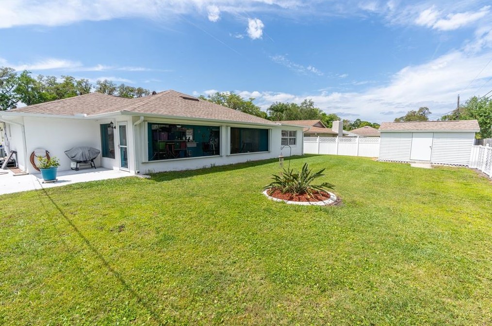 2525 Queen Palm Dr, Edgewater FL  32141-4907 exterior