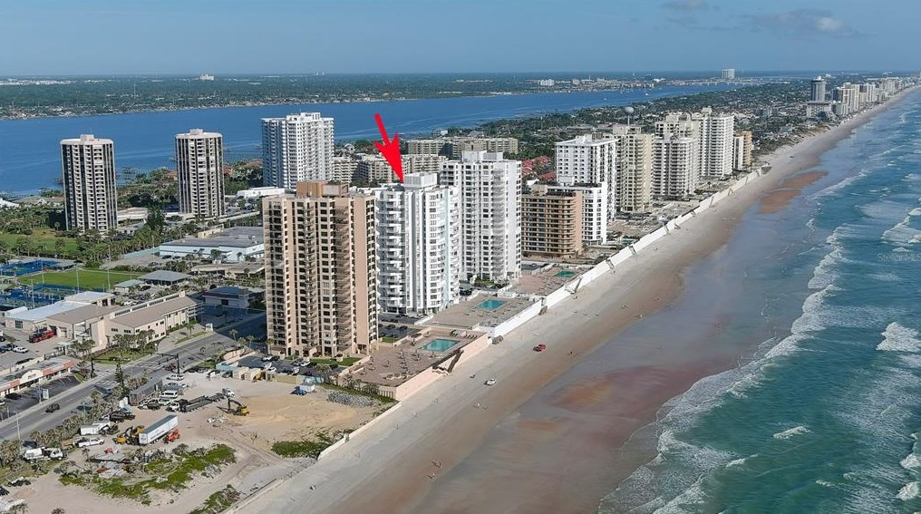 3047 Atlantic Ave, Daytona Beach FL 32118-6151 exterior