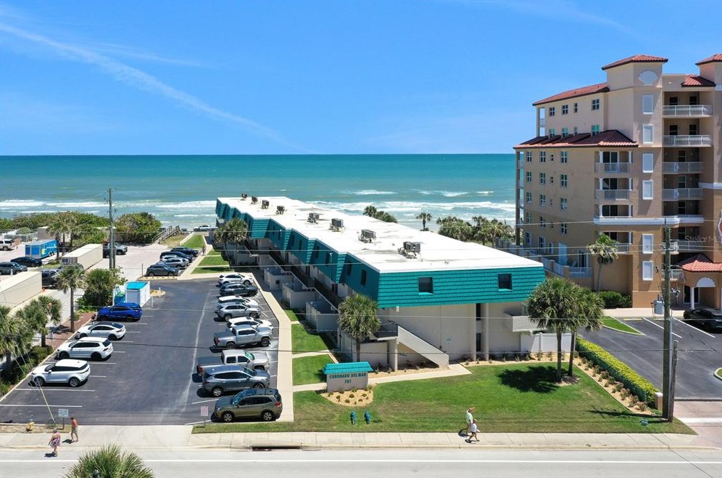 701 S Atlantic Ave #13, New Smyrna, FL 32169