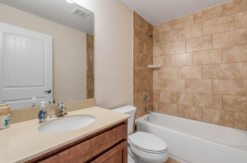 3386 Leonardo Ln, New Smyrna FL  32168-4696 exterior