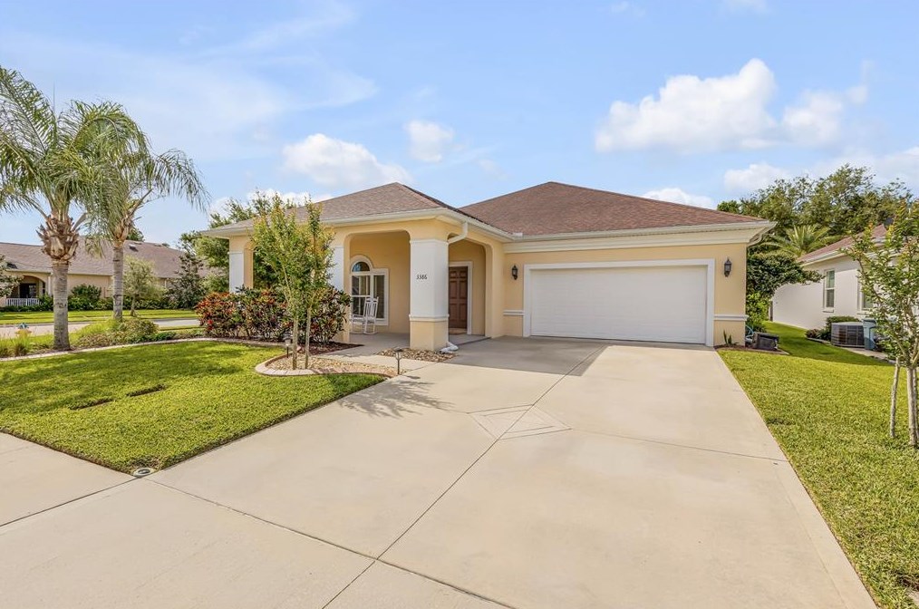 3386 Leonardo Ln, New Smyrna, FL 32168