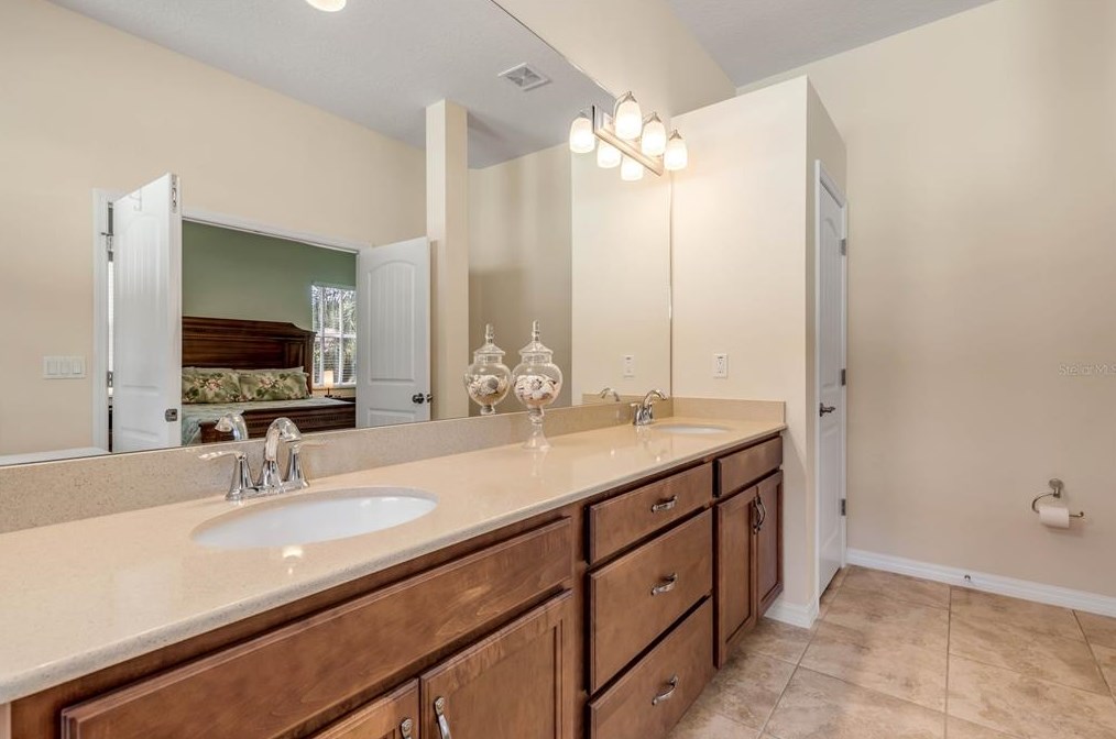 3386 Leonardo Ln, New Smyrna FL  32168-4696 exterior