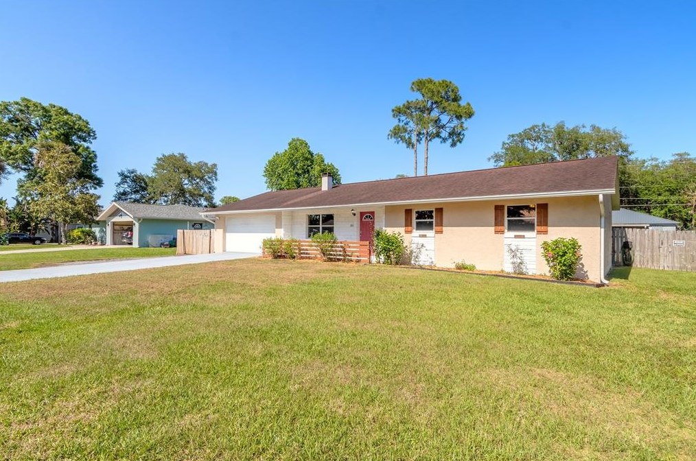 1913 Sabal Palm Dr, Edgewater, FL 32141-3827