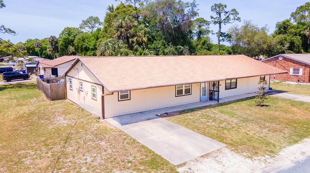 1518 Juniper Dr, Edgewater FL  32132-2640 exterior