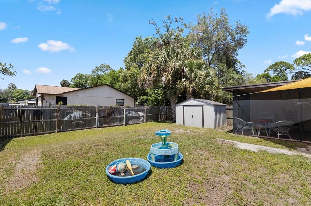1518 Juniper Dr, Edgewater FL  32132-2640 exterior