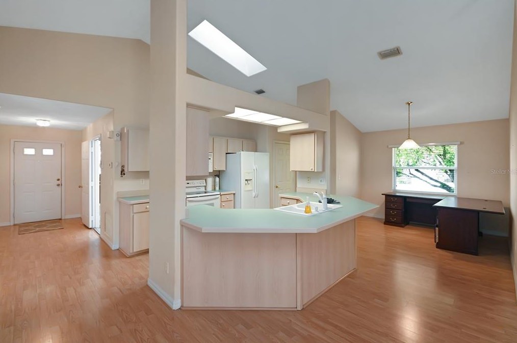 661 Wellesley Ct, New Smyrna FL  32168-2128 exterior