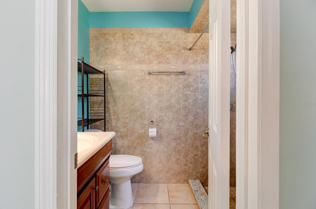 419 Sea Hawk Ct, Edgewater FL  32141-4185 exterior