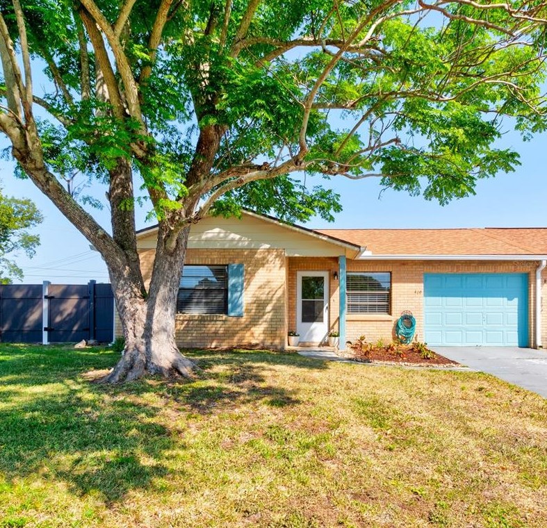 419 Sea Hawk Ct, Edgewater FL  32141-4185 exterior