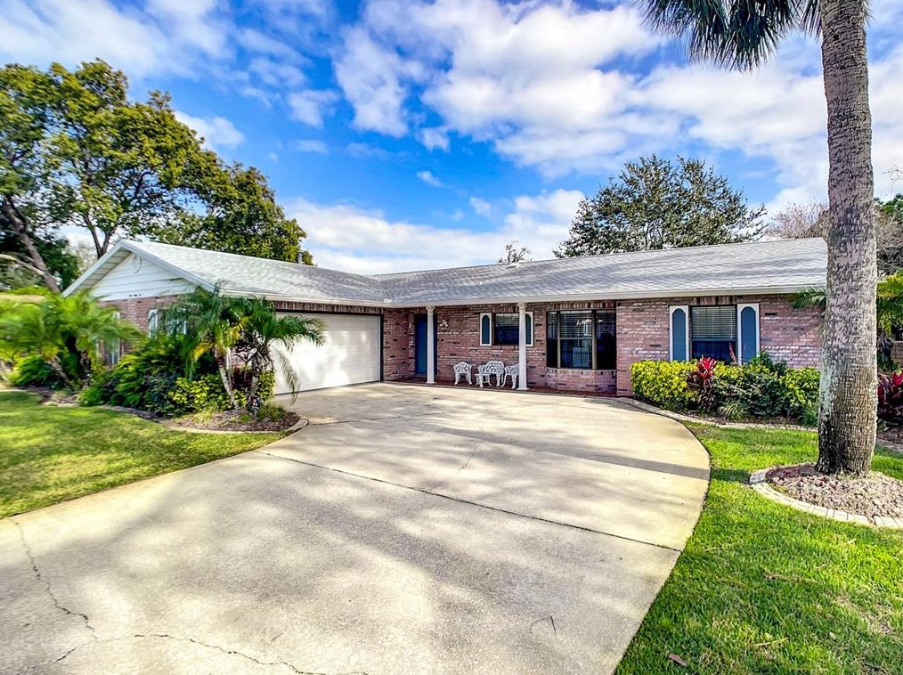 132 Quaker Ridge Dr, Daytona Beach, FL 32119