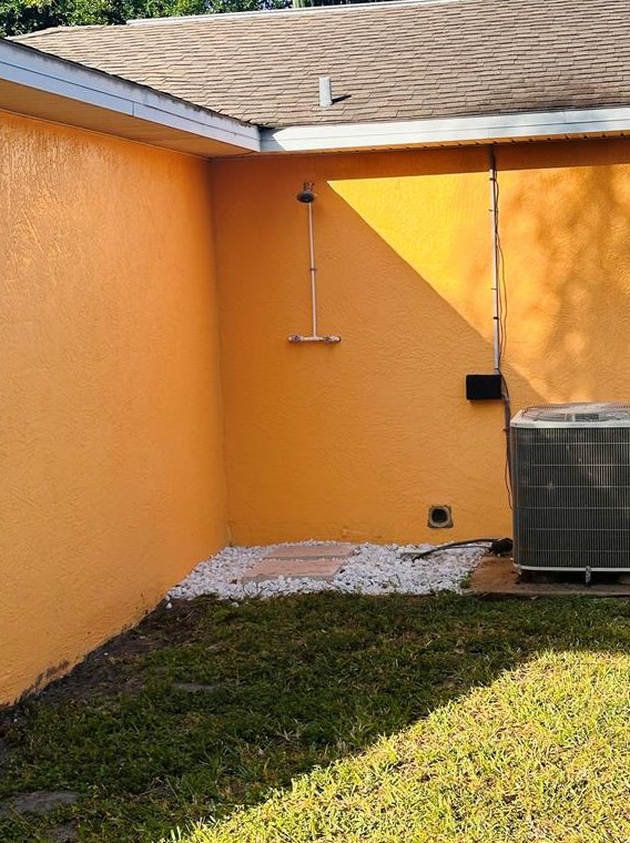 2517 Chester Ave, New Smyrna FL  32168-5809 exterior