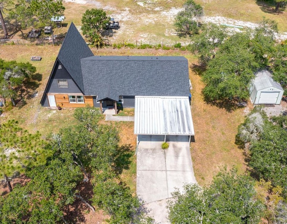 4061 Budd Rd, New Smyrna, FL 32168-5249