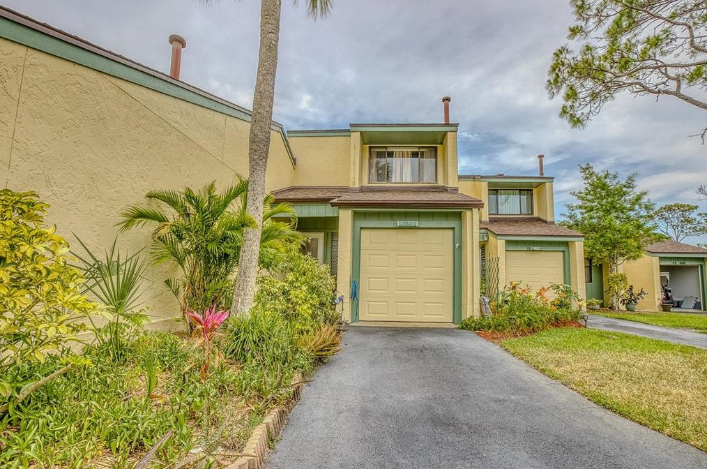 157 Club House Blvd, New Smyrna, FL 32168-7986