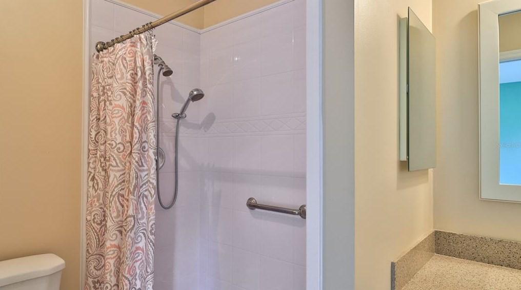 83 Lk Fairgreen Cir, New Smyrna FL  32168-6147 exterior