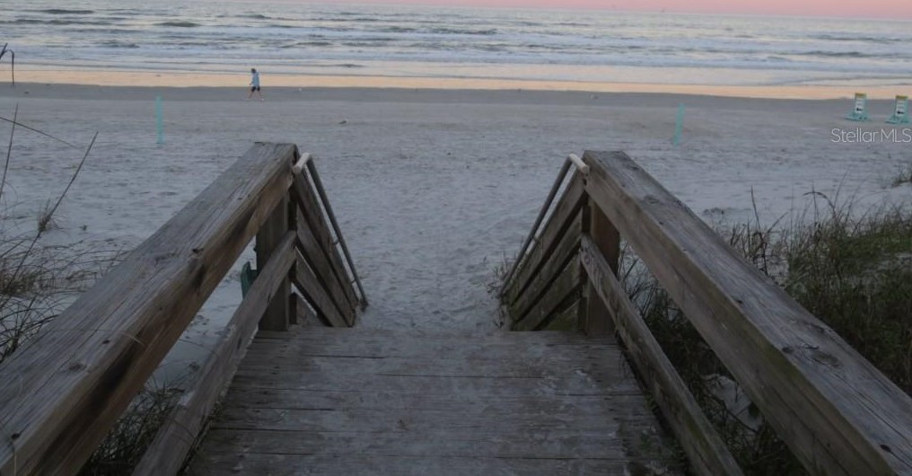 83 Lk Fairgreen Cir, New Smyrna FL  32168-6147 exterior