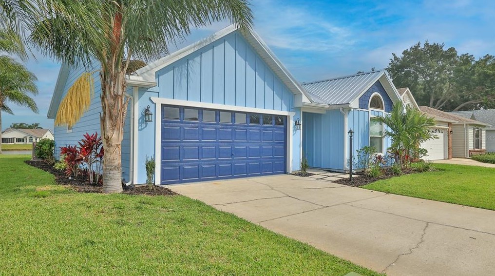 694 Middlebury Loop, New Smyrna, FL 32168-2121