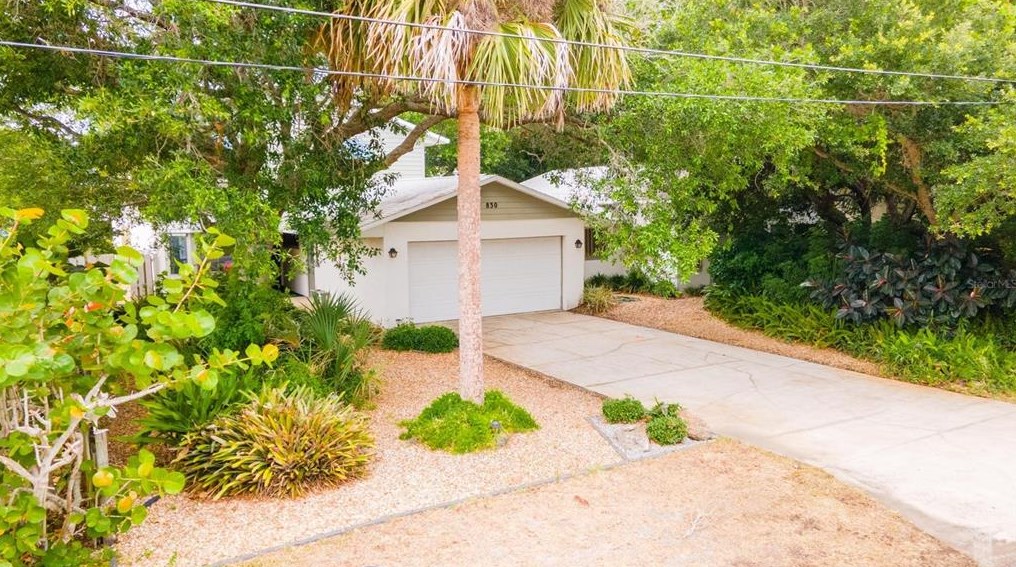 830 12th Ave, New Smyrna, FL 32169-3308