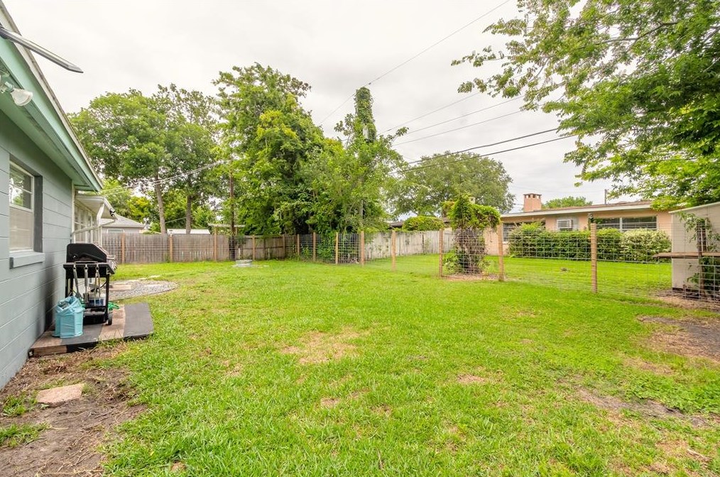 1737 Jacobs Rd, Daytona Beach FL 32119-1907 exterior