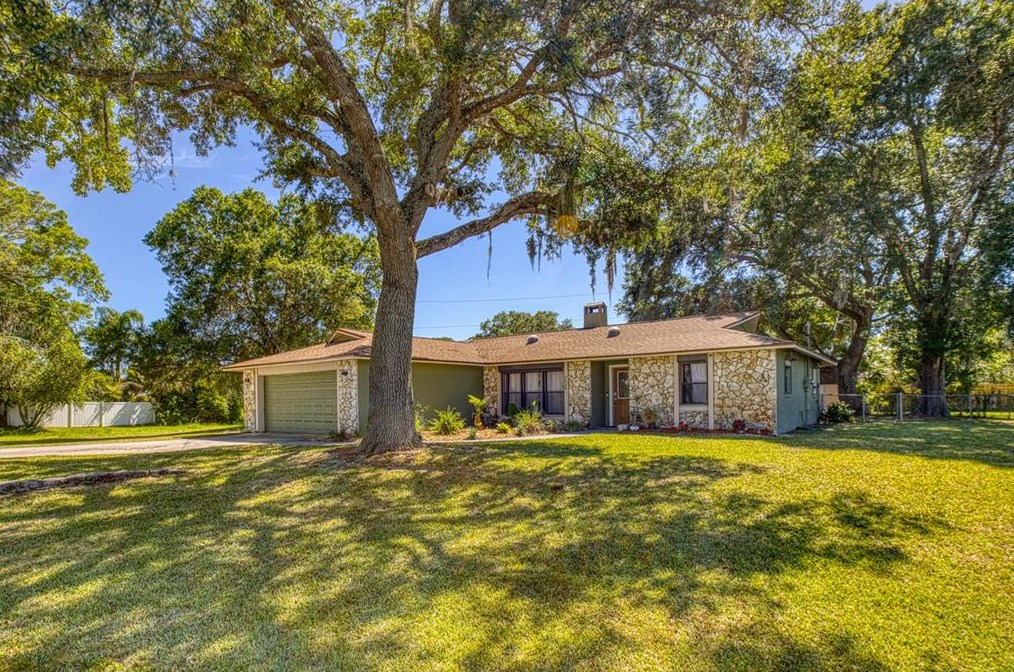 2430 Victory Palm Dr, Edgewater, FL 32141