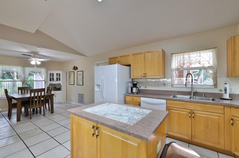 1534 Silver Hammock, Deland FL  32720-0907 exterior