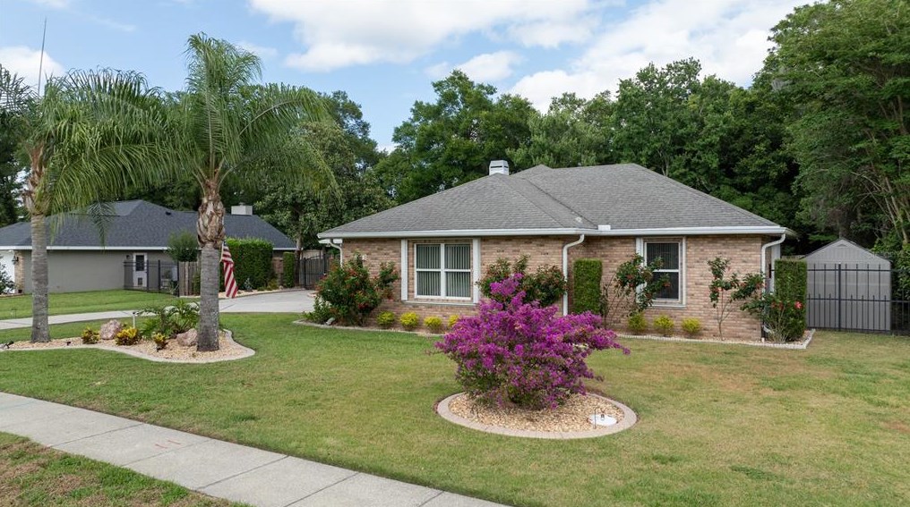 1534 Silver Hammock, Deland FL  32720-0907 exterior