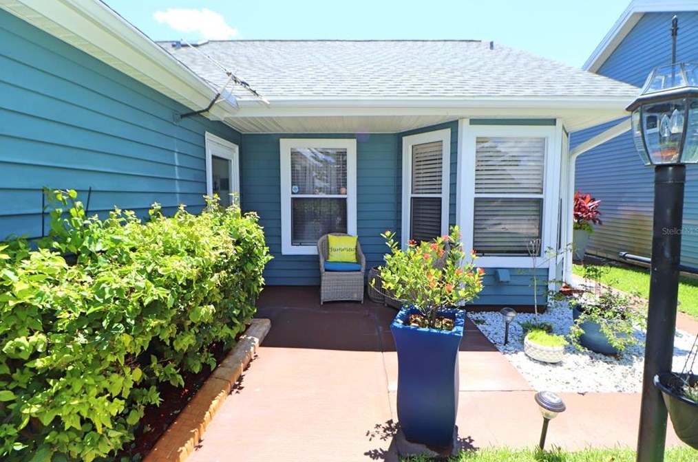829 Island Point Dr, New Smyrna, FL 32168