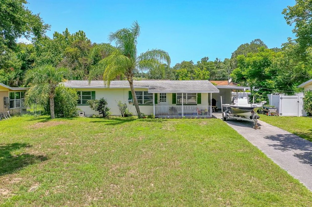 711 Phyllis Ave, New Smyrna, FL 32168