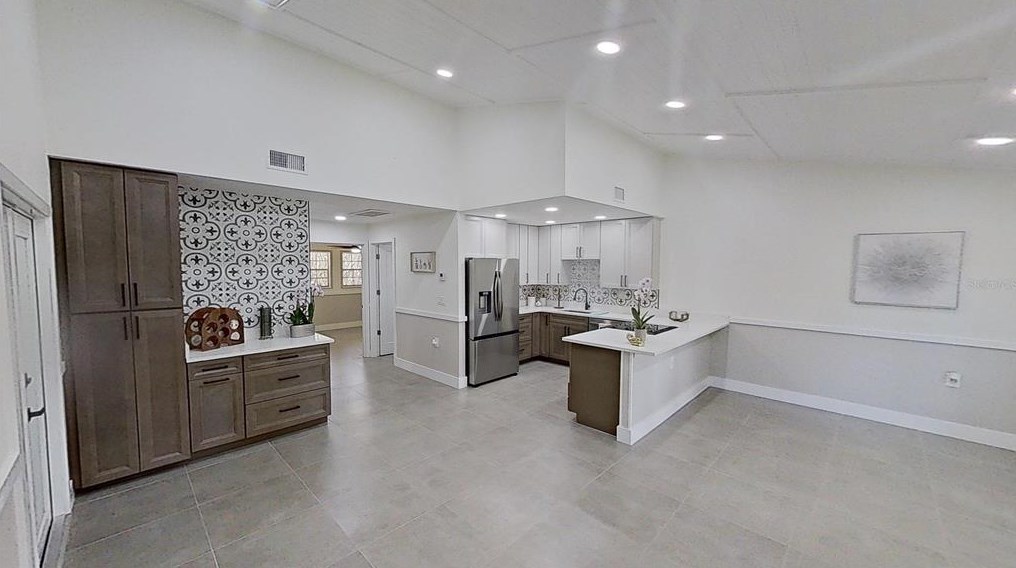 19 Country Club Dr #19b, New Smyrna, FL 32168