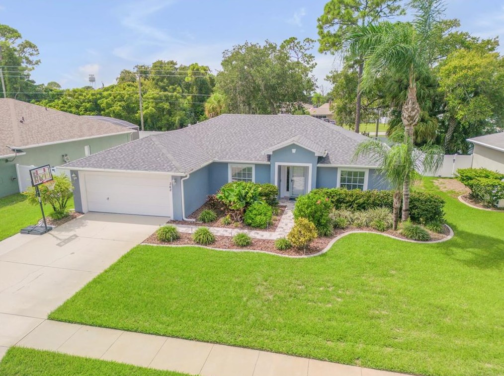 342 Mariners Gate Dr, Edgewater, FL 32141