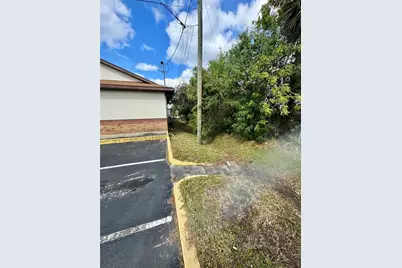2335 S Ridgewood Avenue, South Daytona, FL 32119 - Photo 6