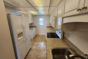 101 N Riverside Dr, New Smyrna Beach, FL 32168 - Photo 4