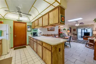 220 Shangri La Cir, Edgewater, FL 32132 - Photo 14