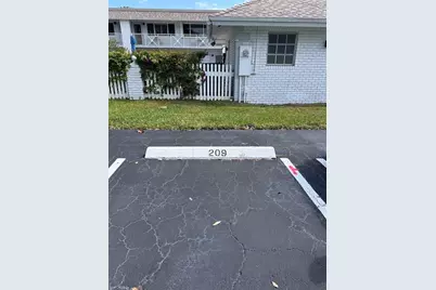 1001 NE 8th Avenue #209, Delray Beach, FL 33483 - Photo 32