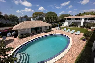 1001 NE 8th Ave, Delray Beach, FL 33483 - Photo 10