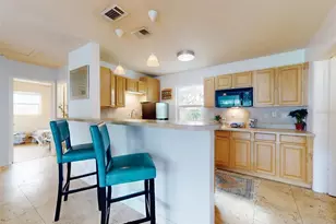 823 E 10th Ave, New Smyrna Beach, FL 32169 - Photo 8