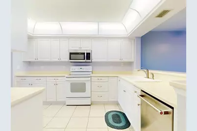 430 Bouchelle Drive #202, New Smyrna Beach, FL 32169 - Photo 12