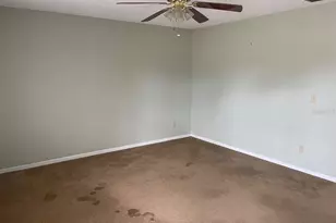 3048 Unity Tree Dr, Edgewater, FL 32141 - Photo 2