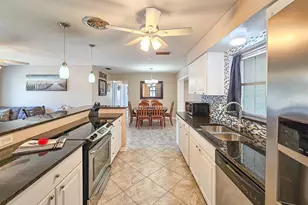 2802 English Dr, Deltona, FL 32738 - Photo 16