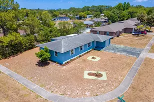 2802 English Dr, Deltona, FL 32738 - Photo 2