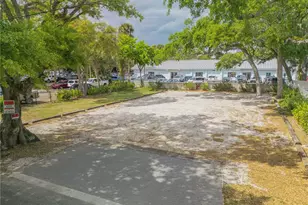 214 Columbus Ave, New Smyrna Beach, FL 32169 - Photo 1