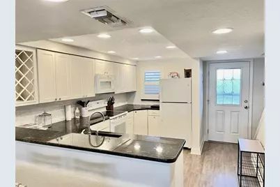 2100 N Peninsula Avenue #216, New Smyrna Beach, FL 32169 - Photo 8