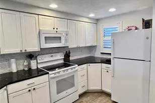 2100 N Peninsula Ave, New Smyrna Beach, FL 32169 - Photo 10