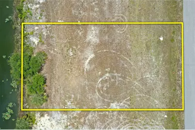 3023 NE 5th Place, Cape Coral, FL 33909 - Photo 2